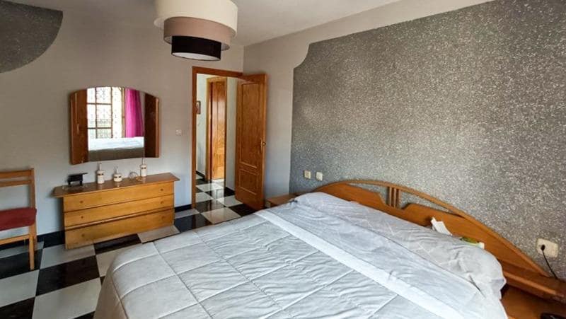 3 soveværelse Semi-Rækkehus til salg i Alfacar med swimmingpool - € 299.000 (Ref: 9003587)