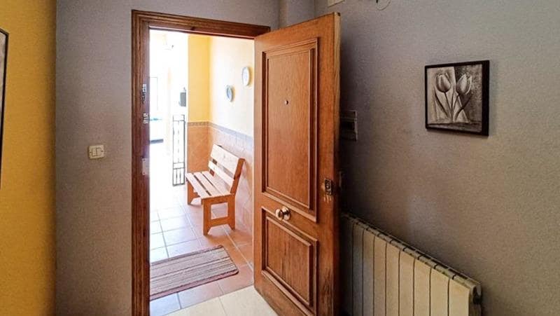 3 soveværelse Semi-Rækkehus til salg i Alfacar med swimmingpool - € 299.000 (Ref: 9003587)