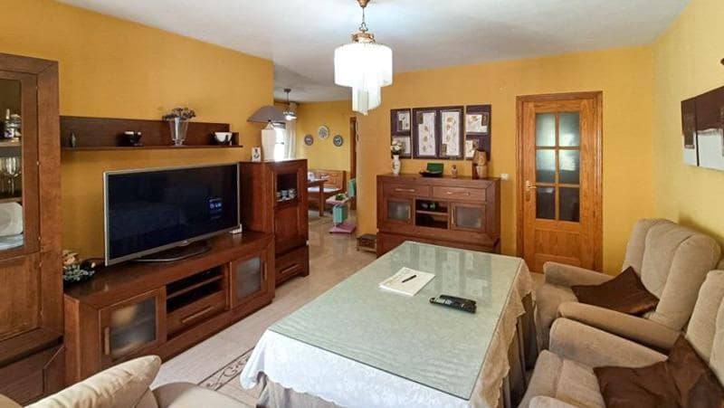 3 soveværelse Semi-Rækkehus til salg i Alfacar med swimmingpool - € 299.000 (Ref: 9003587)