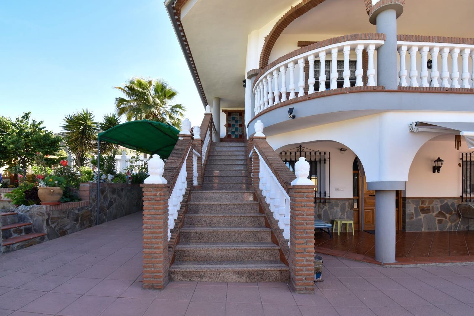 6 soveværelse Villa til salg i Padul med swimmingpool garage - € 515.000 (Ref: 9012534)