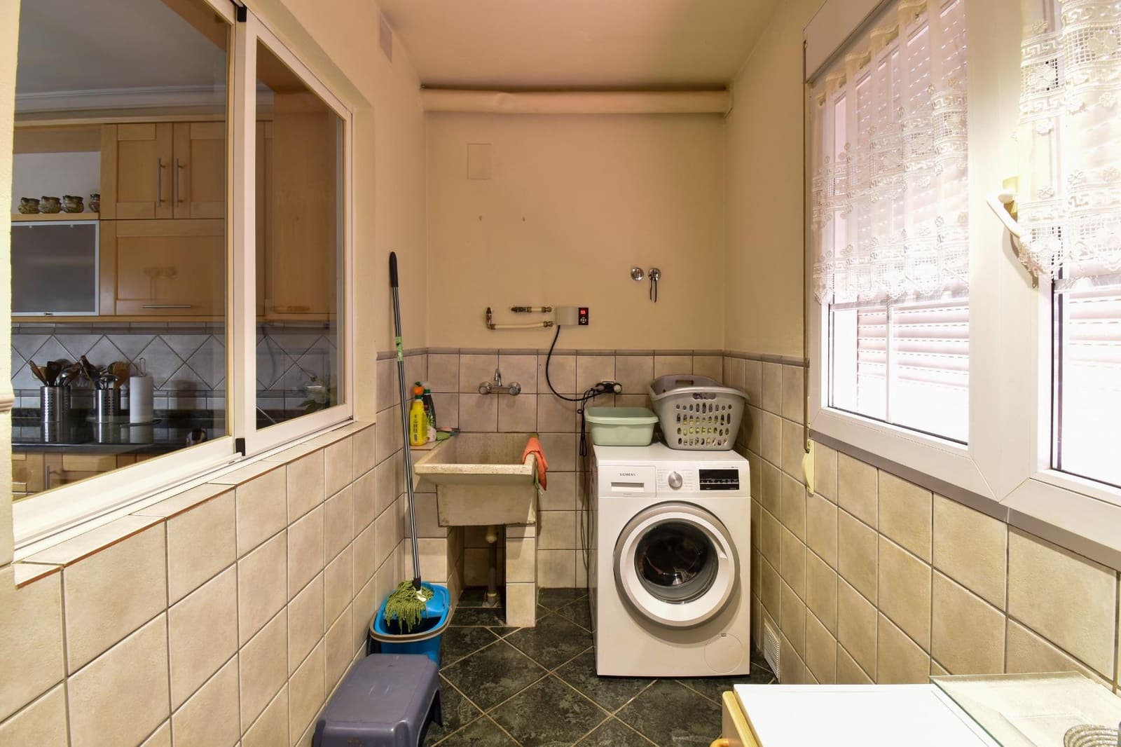 6 soveværelse Villa til salg i Padul med swimmingpool garage - € 515.000 (Ref: 9012534)