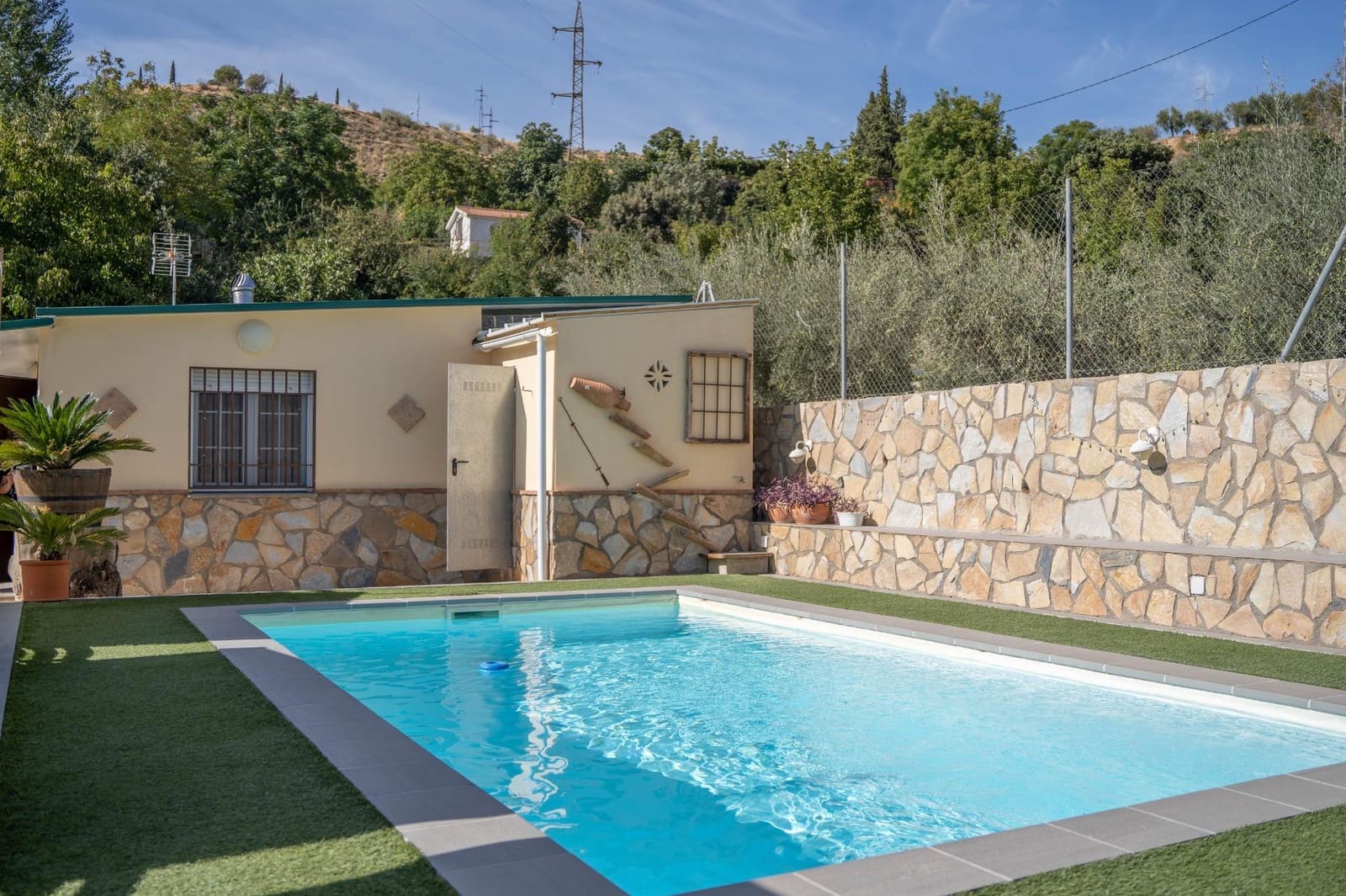 Quinta/Casa Rural para venda em Huetor Vega com piscina - 230 000 € (Ref: 9026674)