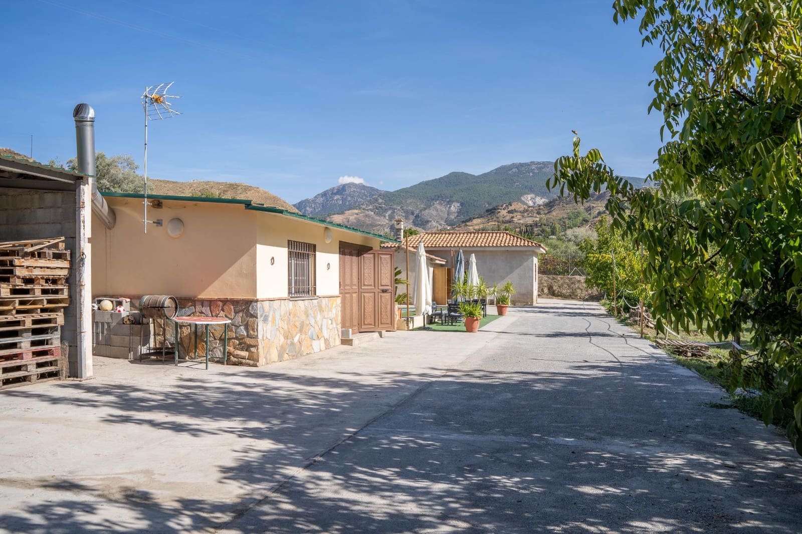 Quinta/Casa Rural para venda em Huetor Vega com piscina - 230 000 € (Ref: 9026674)