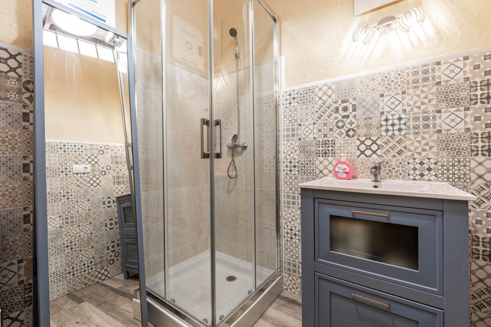 Quinta/Casa Rural para venda em Huetor Vega com piscina - 230 000 € (Ref: 9026674)