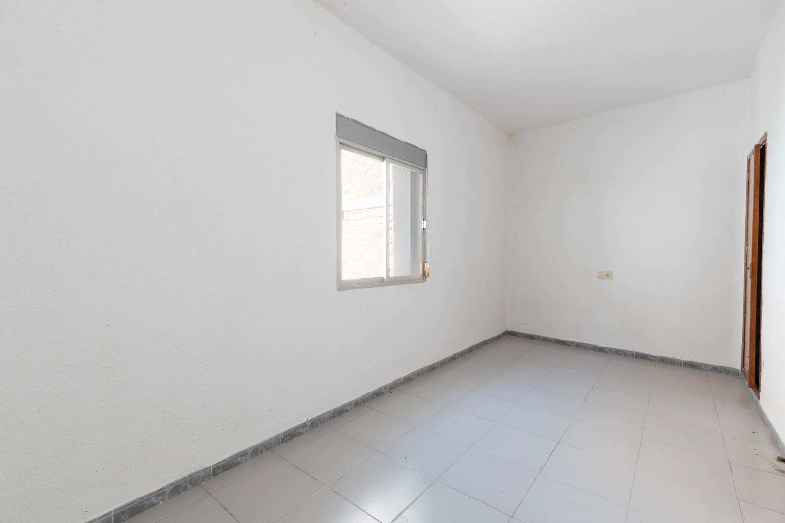 3 soveværelse Byhus til salg i Alhendin med garage - € 115.000 (Ref: 9029485)