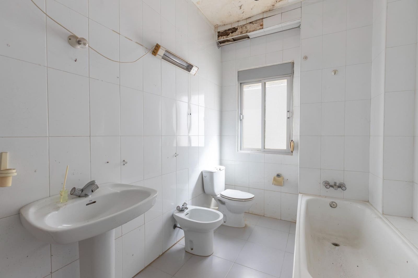 3 soveværelse Byhus til salg i Alhendin med garage - € 115.000 (Ref: 9029485)