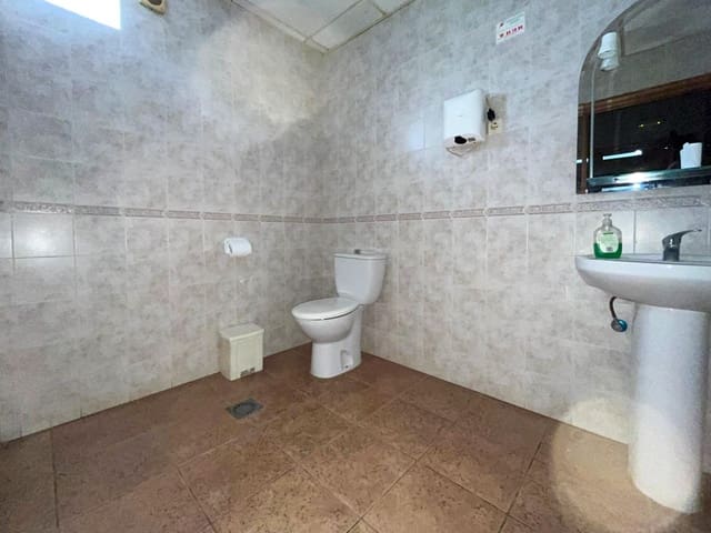 3 sovrum Kommersiell till salu i Cozvijar, Villamena - 450 000 € (Ref: 9062290)