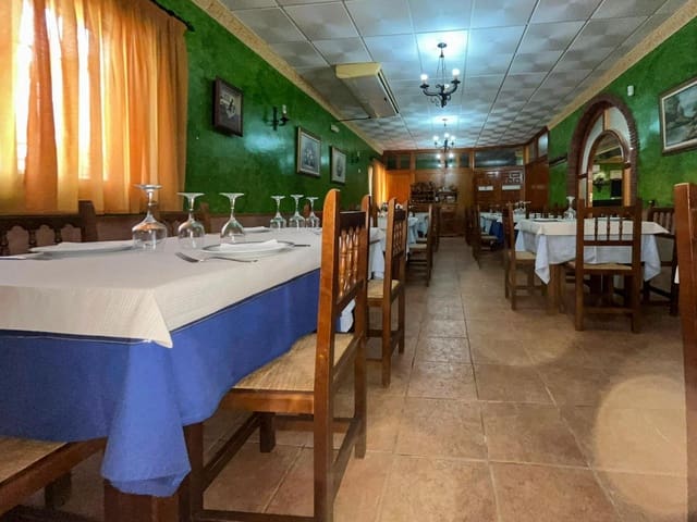 3 sovrum Kommersiell till salu i Cozvijar, Villamena - 450 000 € (Ref: 9062290)