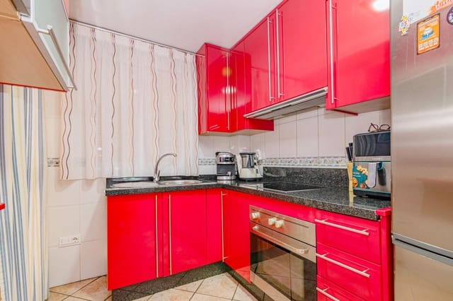 3 soveværelse Rækkehus til salg i La Zubia med garage - € 217.000 (Ref: 9062291)