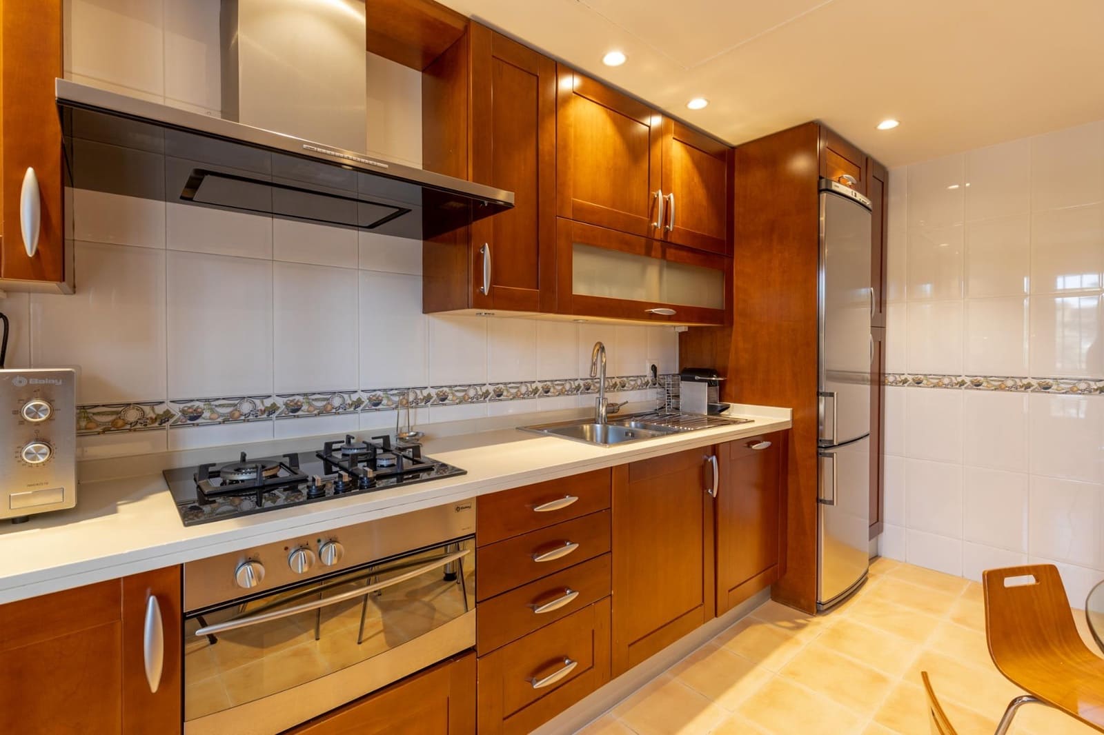 4 soveværelse Villa til salg i Granada by - € 389.000 (Ref: 9077909)