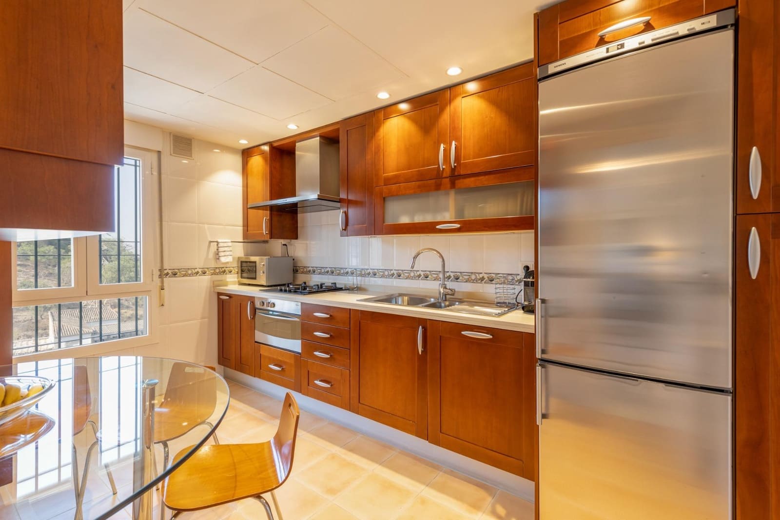 4 soveværelse Villa til salg i Granada by - € 389.000 (Ref: 9077909)