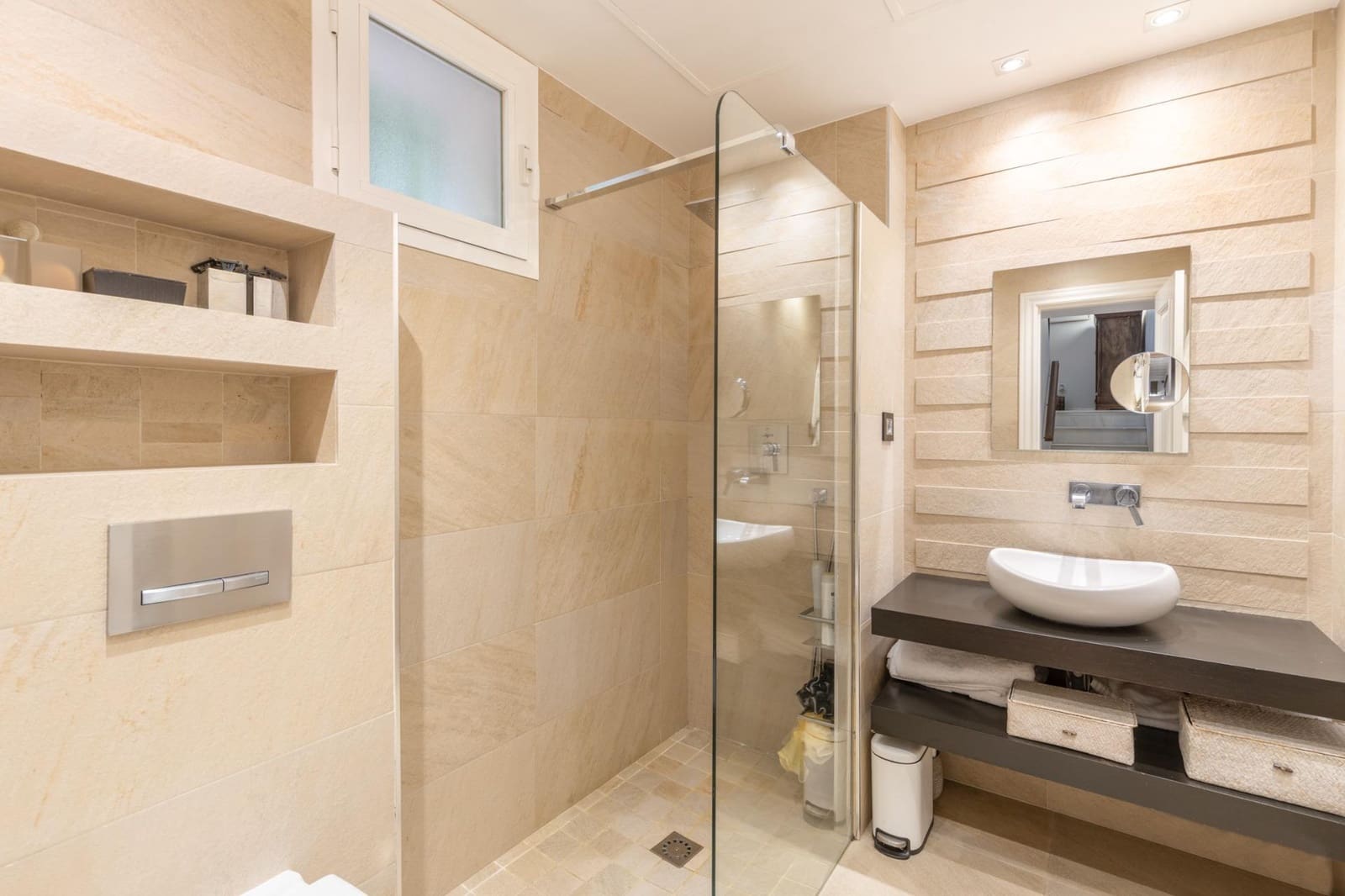 4 soveværelse Villa til salg i Granada by - € 389.000 (Ref: 9077909)