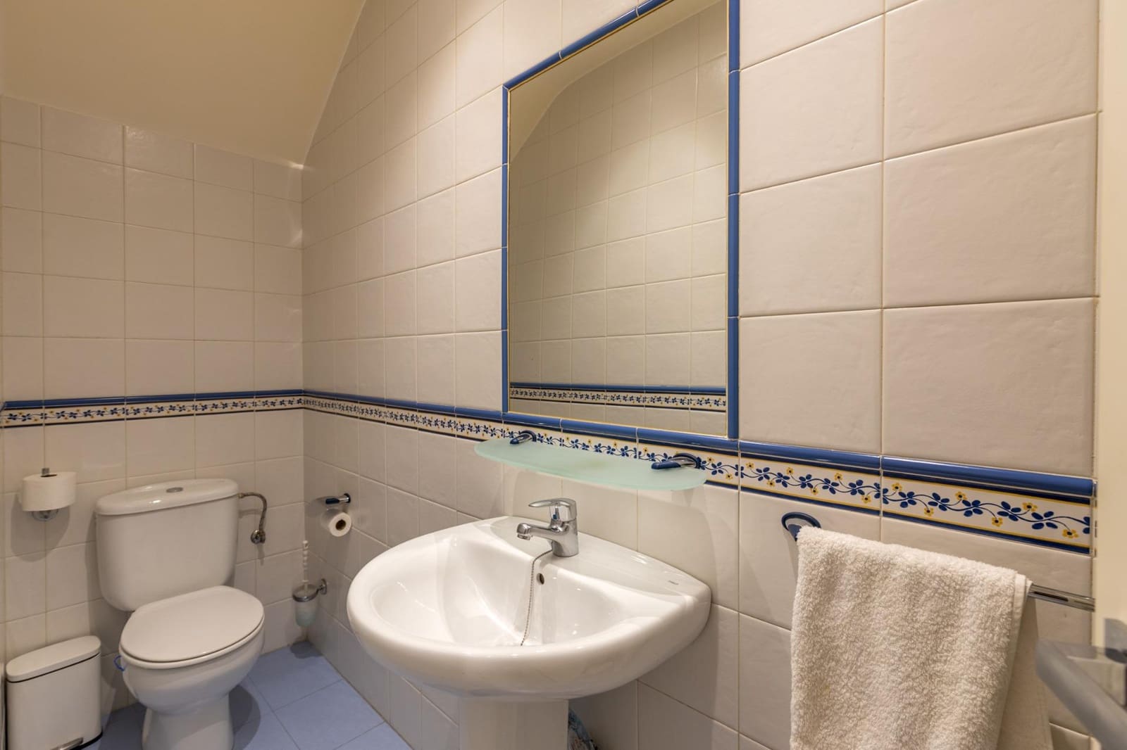 4 soveværelse Villa til salg i Granada by - € 389.000 (Ref: 9077909)