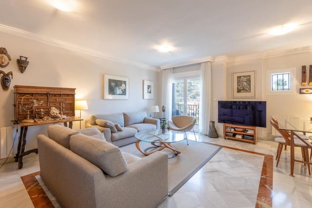 4 sypialnia Willa na sprzedaż w Miasto Grenada - 389 000 € (Ref: 9077909)