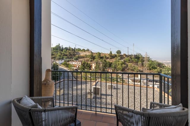 4 sypialnia Willa na sprzedaż w Miasto Grenada - 389 000 € (Ref: 9077909)