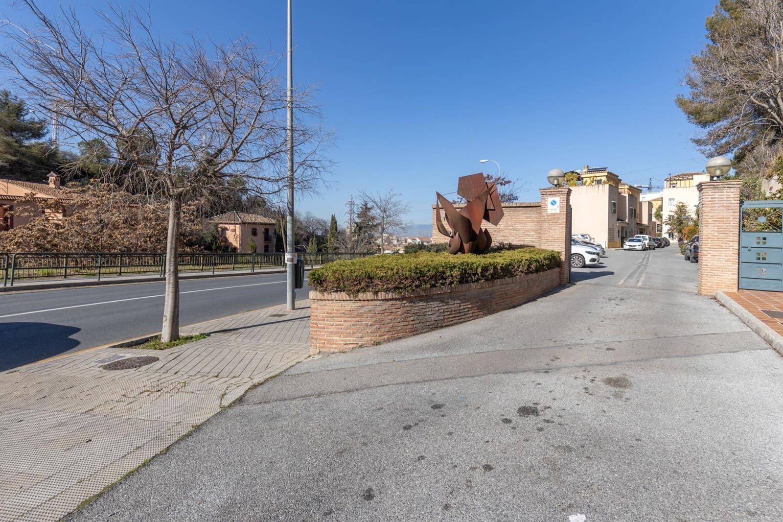 4 soveværelse Villa til salg i Granada by - € 389.000 (Ref: 9077909)