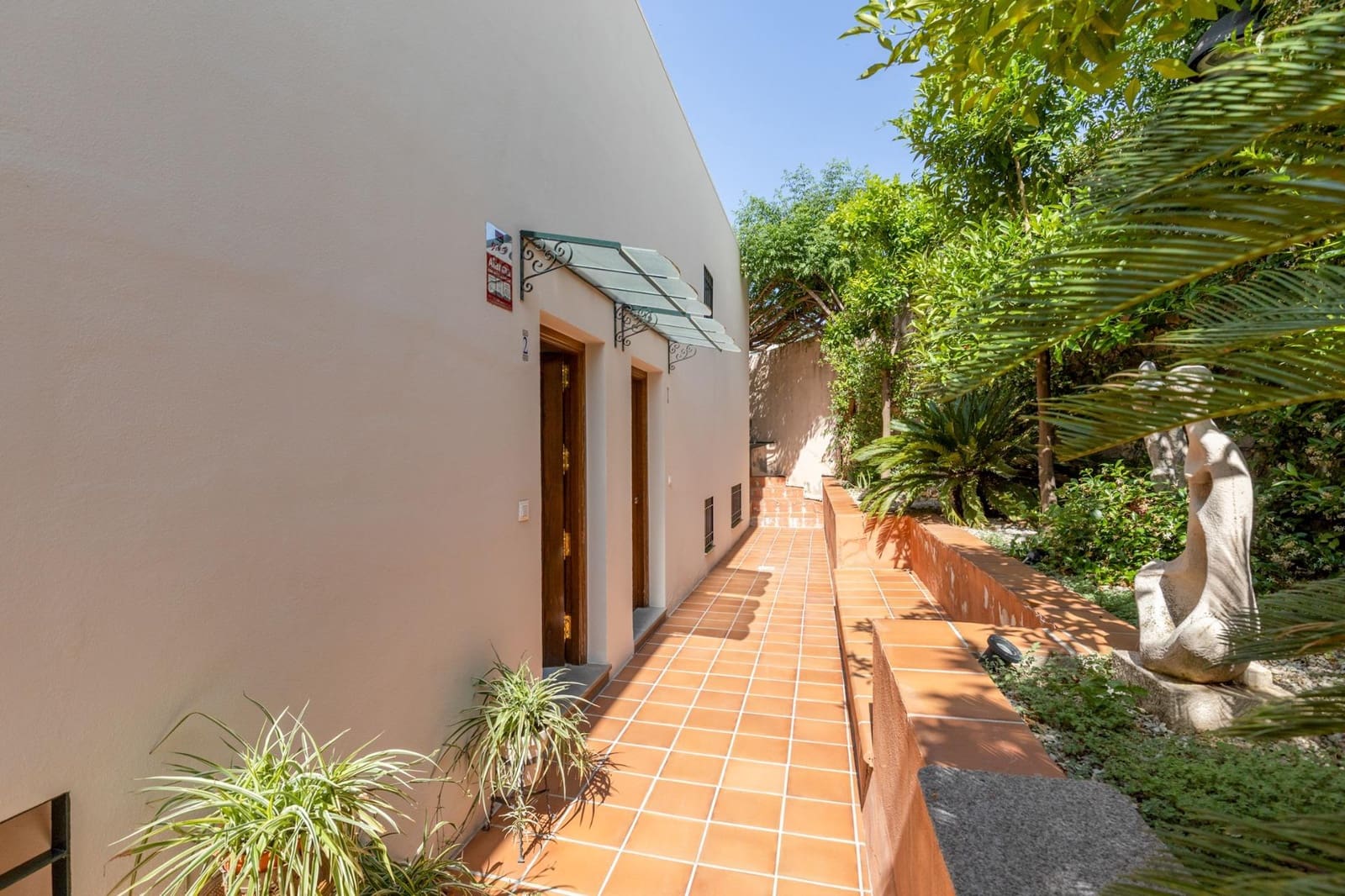 4 soveværelse Villa til salg i Granada by - € 389.000 (Ref: 9077909)