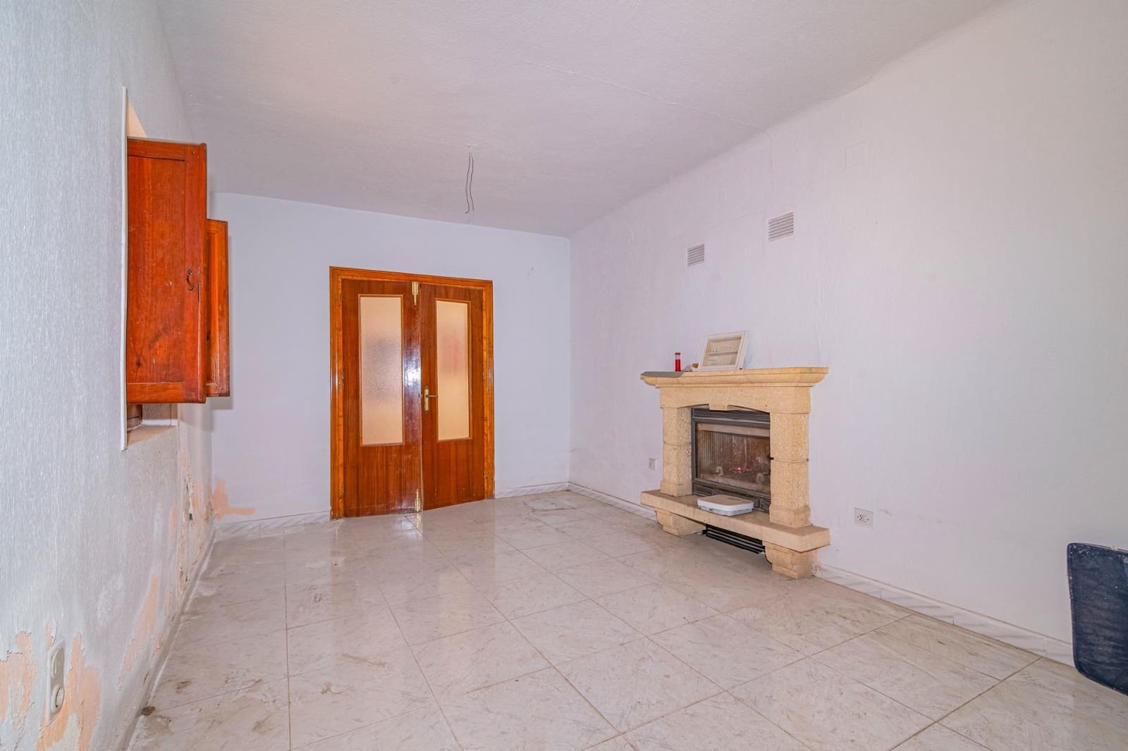 3 soveværelse Byhus til salg i Durcal - € 69.990 (Ref: 9102831)