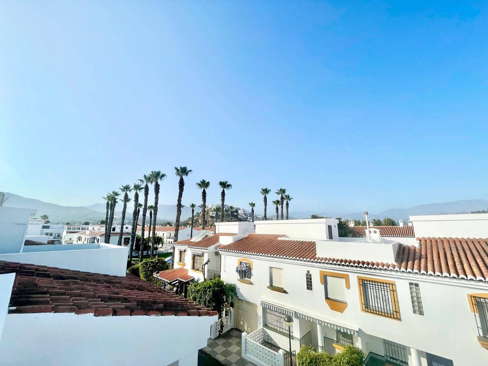 3 soverom Rekkehus til salgs i Salobrena med svømmebasseng garasje - € 370 000 (Ref: 9106480)