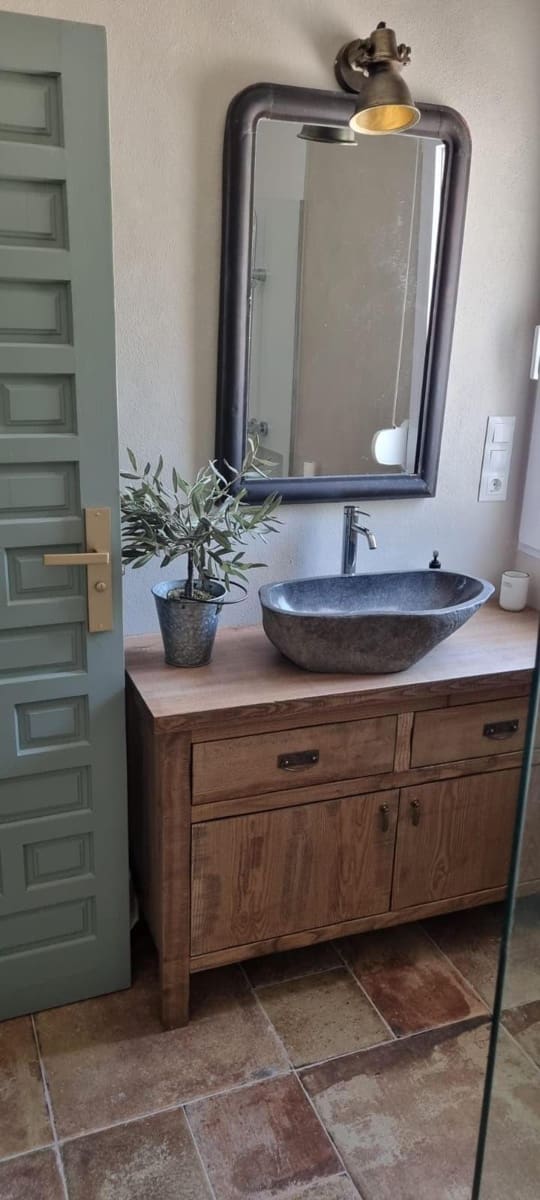 6 soveværelse Finca/Landehus til salg i Huetor Santillan med swimmingpool garage - € 790.000 (Ref: 9108603)