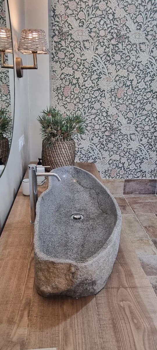 6 soveværelse Finca/Landehus til salg i Huetor Santillan med swimmingpool garage - € 790.000 (Ref: 9108603)