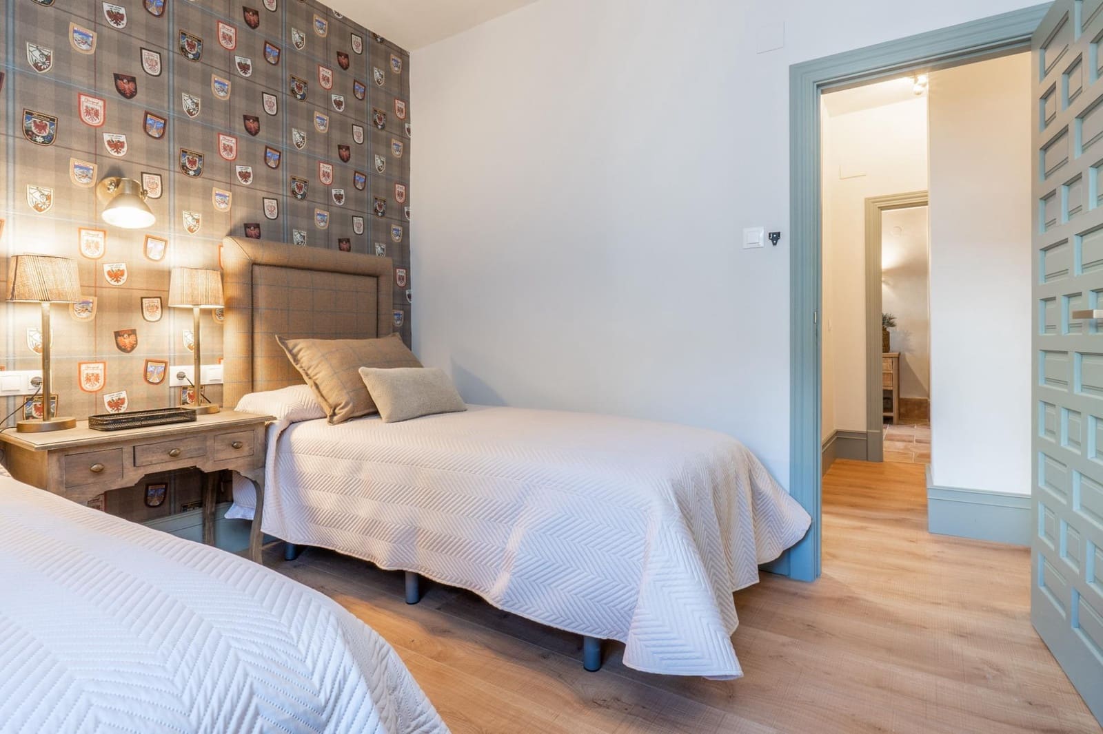 6 soveværelse Finca/Landehus til salg i Huetor Santillan med swimmingpool garage - € 790.000 (Ref: 9108603)