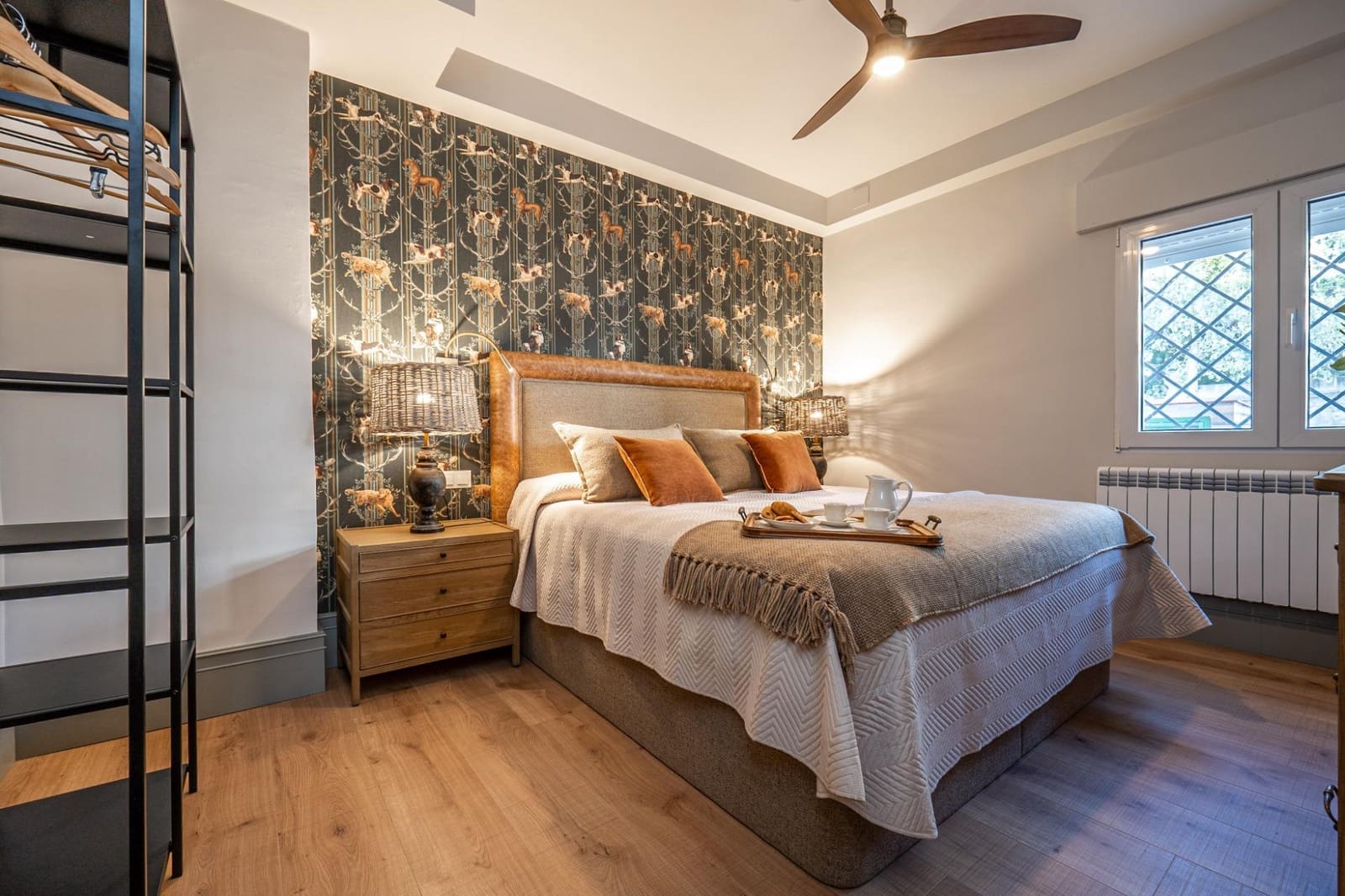 6 soveværelse Finca/Landehus til salg i Huetor Santillan med swimmingpool garage - € 790.000 (Ref: 9108603)