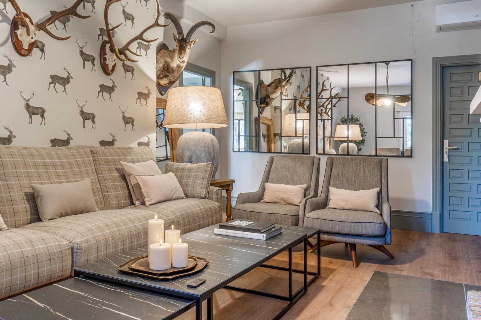 6 soveværelse Finca/Landehus til salg i Huetor Santillan med swimmingpool garage - € 790.000 (Ref: 9108603)