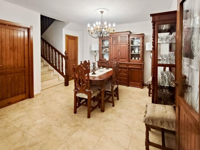 4 soverom Hus til salgs i Atarfe - € 199 500 (Ref: 9110223)