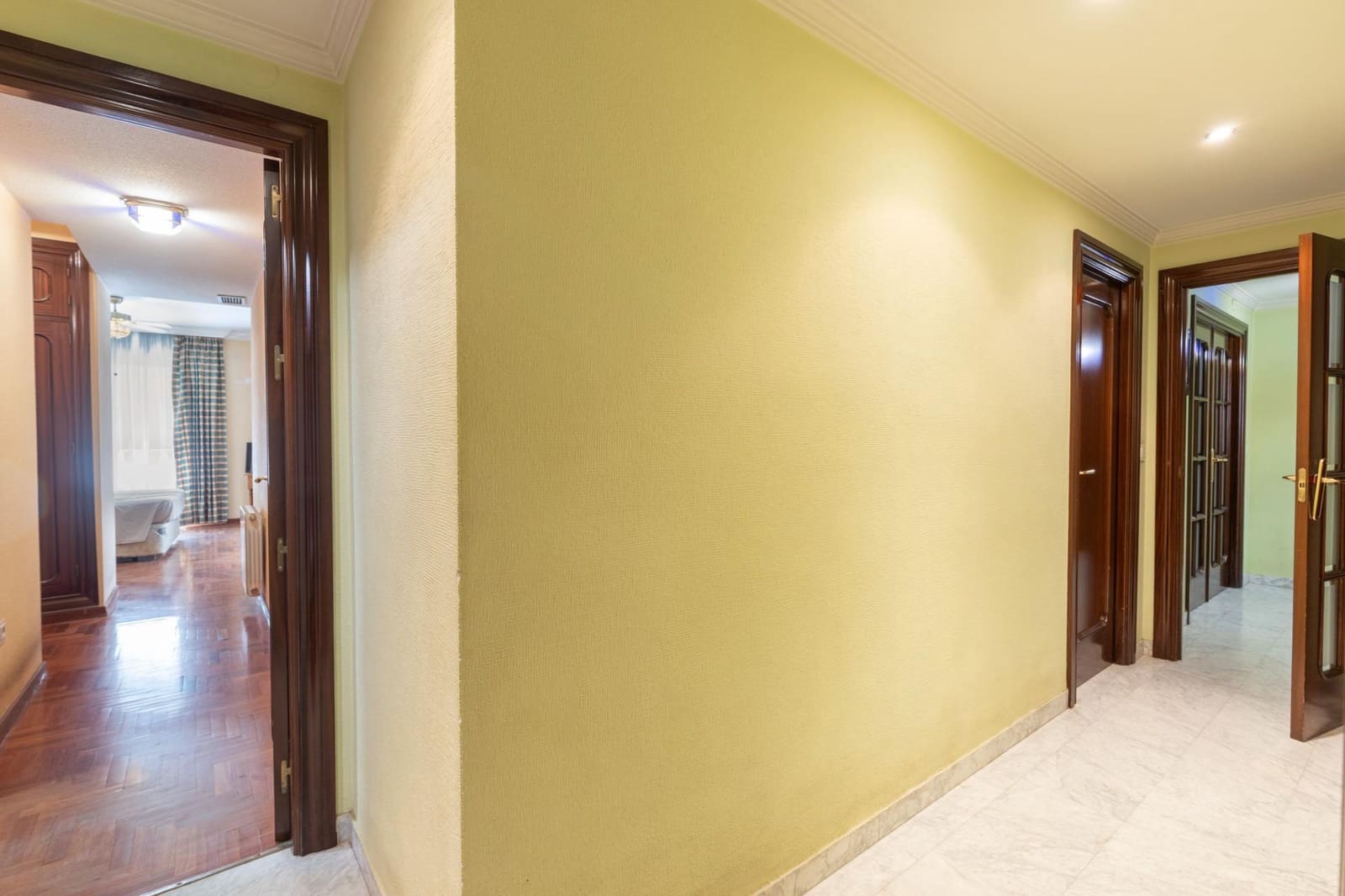 4 chambre Appartement à vendre à Grenade ville avec garage - 435 000 € (Ref: 9118667)