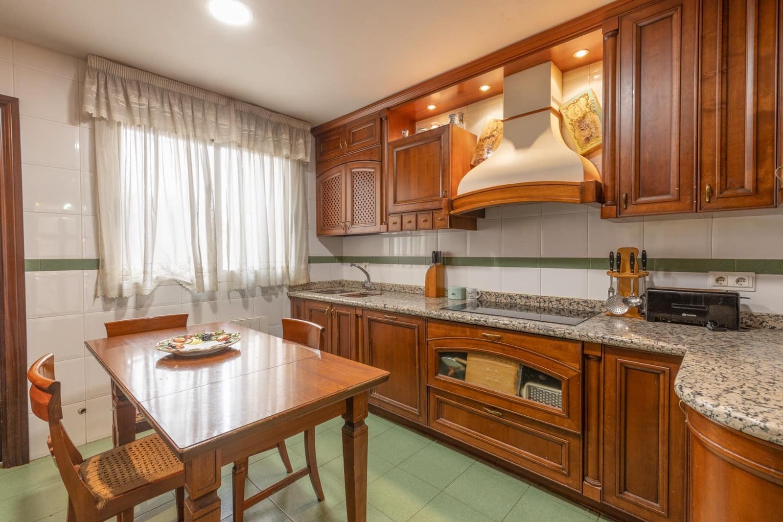 4 chambre Appartement à vendre à Grenade ville avec garage - 435 000 € (Ref: 9118667)