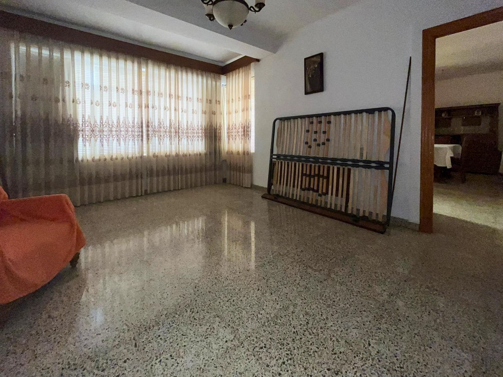 6 soveværelse Byhus til salg i Durcal med garage - € 226.000 (Ref: 9128204)