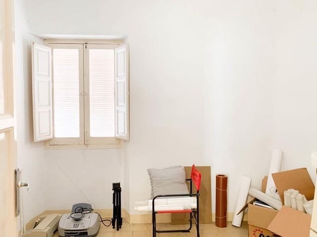 3 slaapkamer Flat te koop in Carretera de la Sierra, Granada stad - € 259.000 (Ref: 9132304)