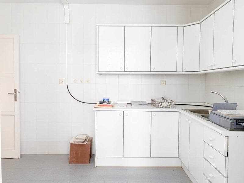 3 slaapkamer Flat te koop in Granada stad - € 259.000 (Ref: 9132304)