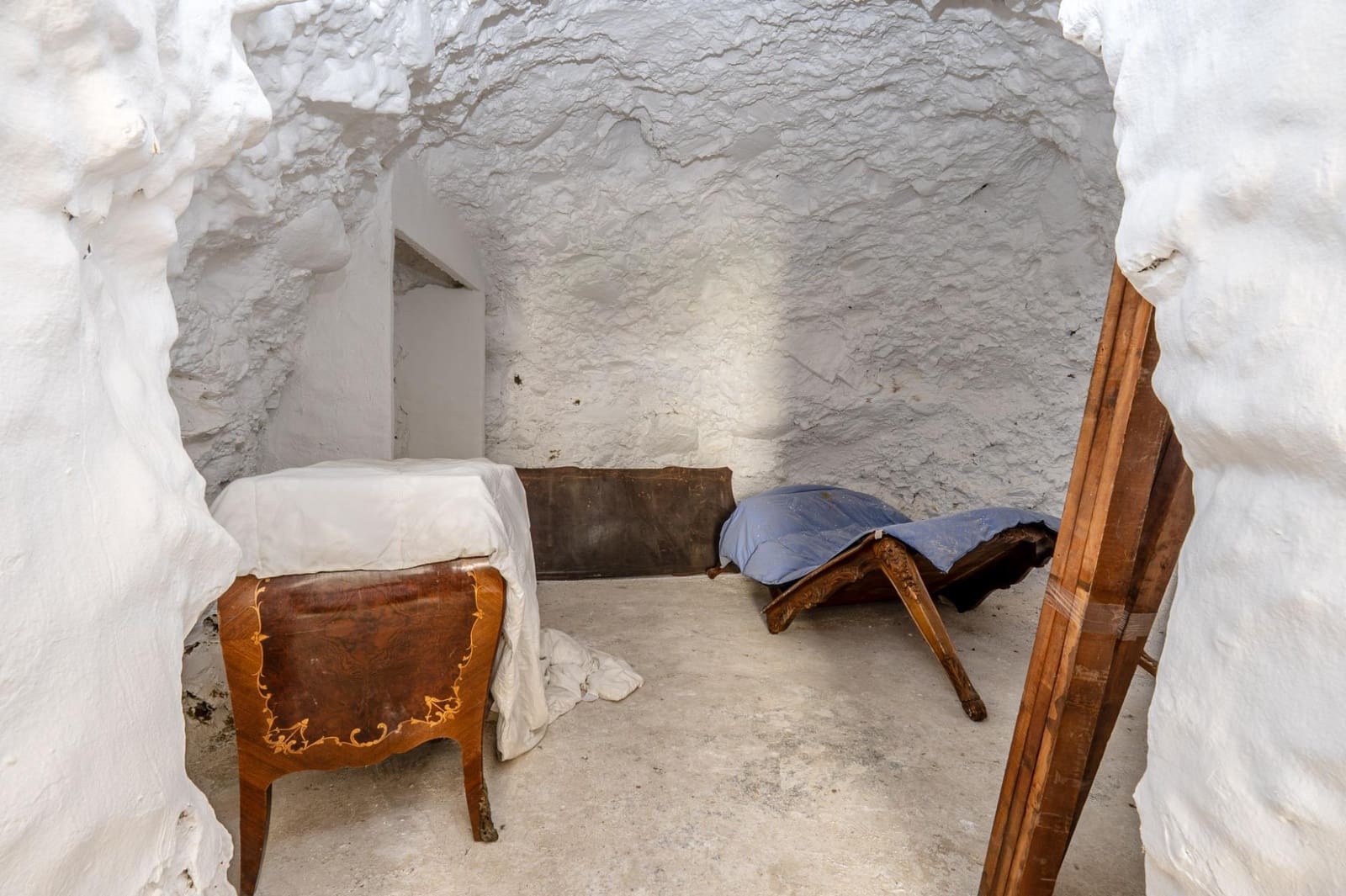 Cave House for sale in Monachil - € 80,000 (Ref: 9132305)