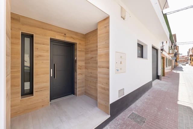 3 soveværelse Byhus til salg i Armilla med garage - € 339.000 (Ref: 9132307)