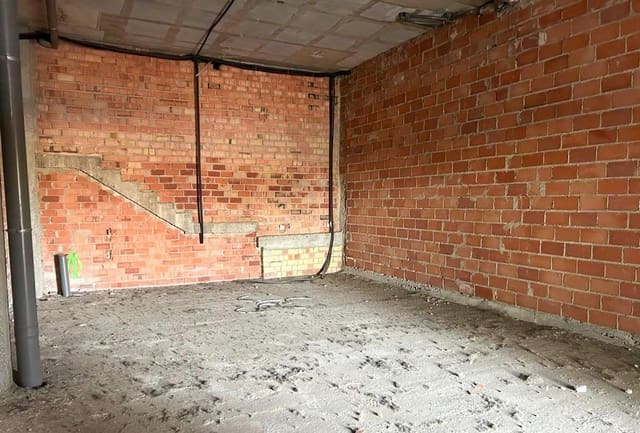 Commercial for sale in Atarfe - € 59,000 (Ref: 9141564)