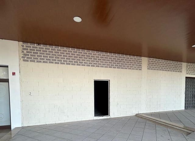 Commercial for sale in Atarfe - € 59,000 (Ref: 9141564)