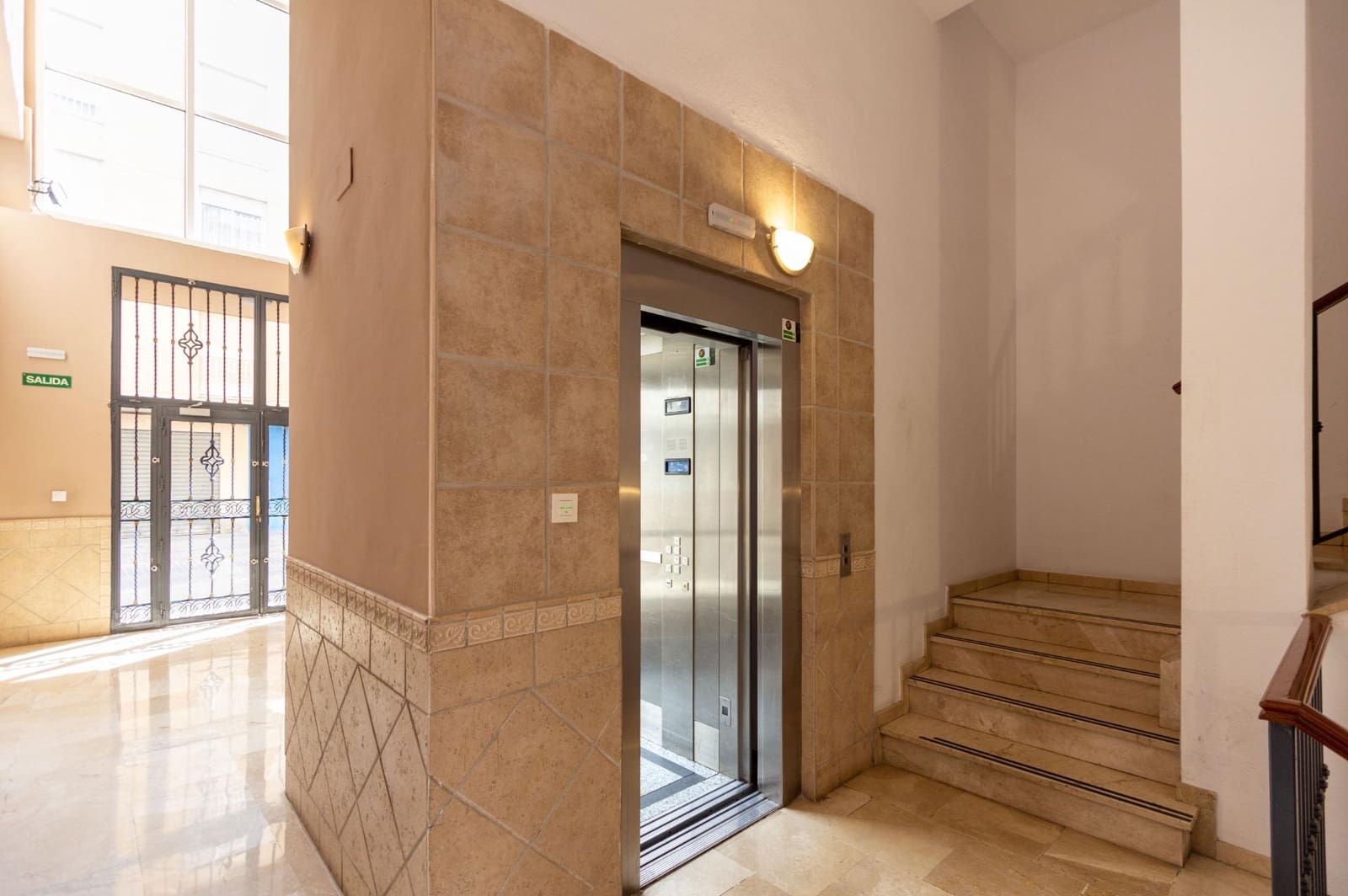 2 soveværelse Lejlighed til salg i Maracena - € 140.000 (Ref: 9188402)