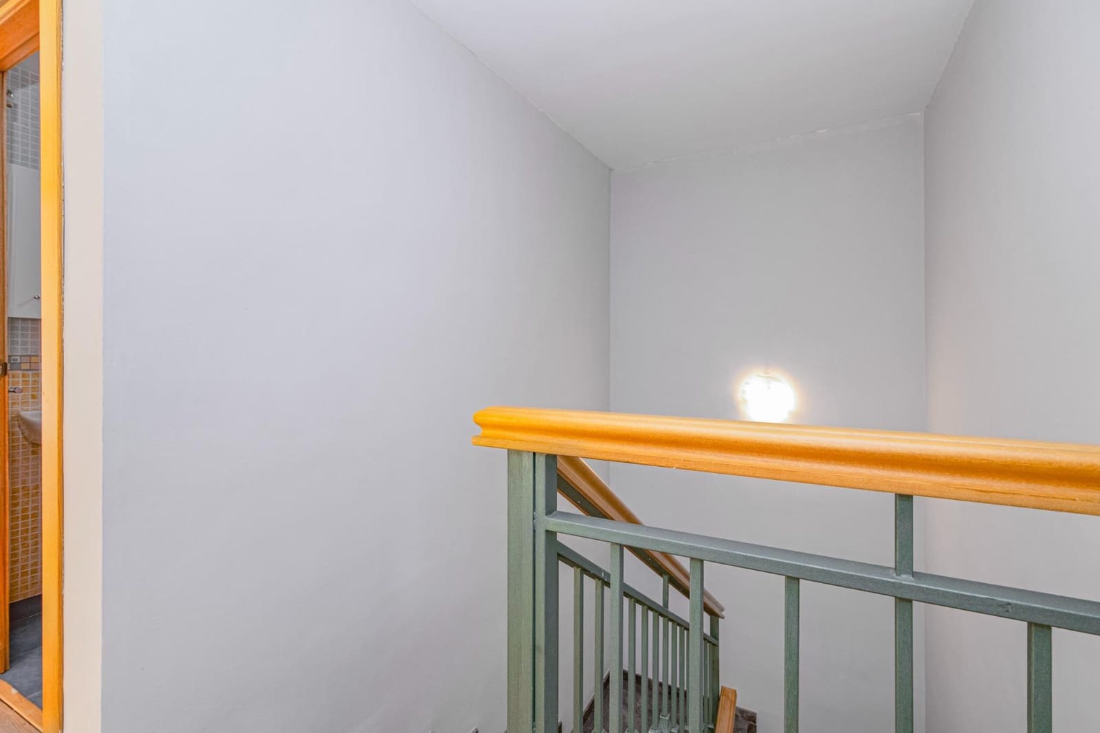 4 soveværelse Semi-Rækkehus til salg i Ogijares med swimmingpool garage - € 349.000 (Ref: 9192304)