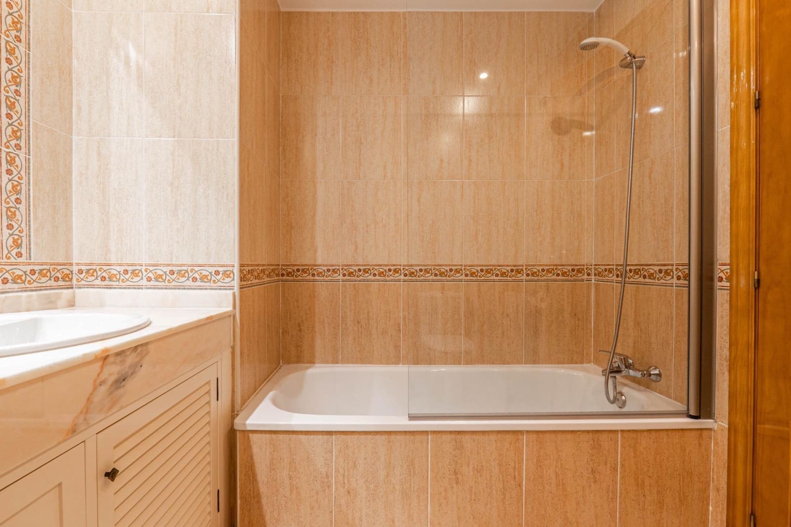 3 makuuhuone Asunto myytävänä paikassa Granada kaupunki - 369 900 € (Ref: 9227010)