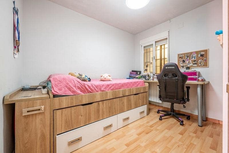 3 soveværelse Lejlighed til salg i Churriana de la Vega - € 175.000 (Ref: 9240361)