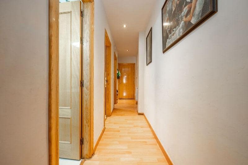 3 soveværelse Lejlighed til salg i Churriana de la Vega - € 175.000 (Ref: 9240361)