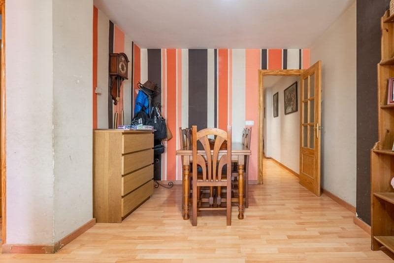 3 soveværelse Lejlighed til salg i Churriana de la Vega - € 175.000 (Ref: 9240361)