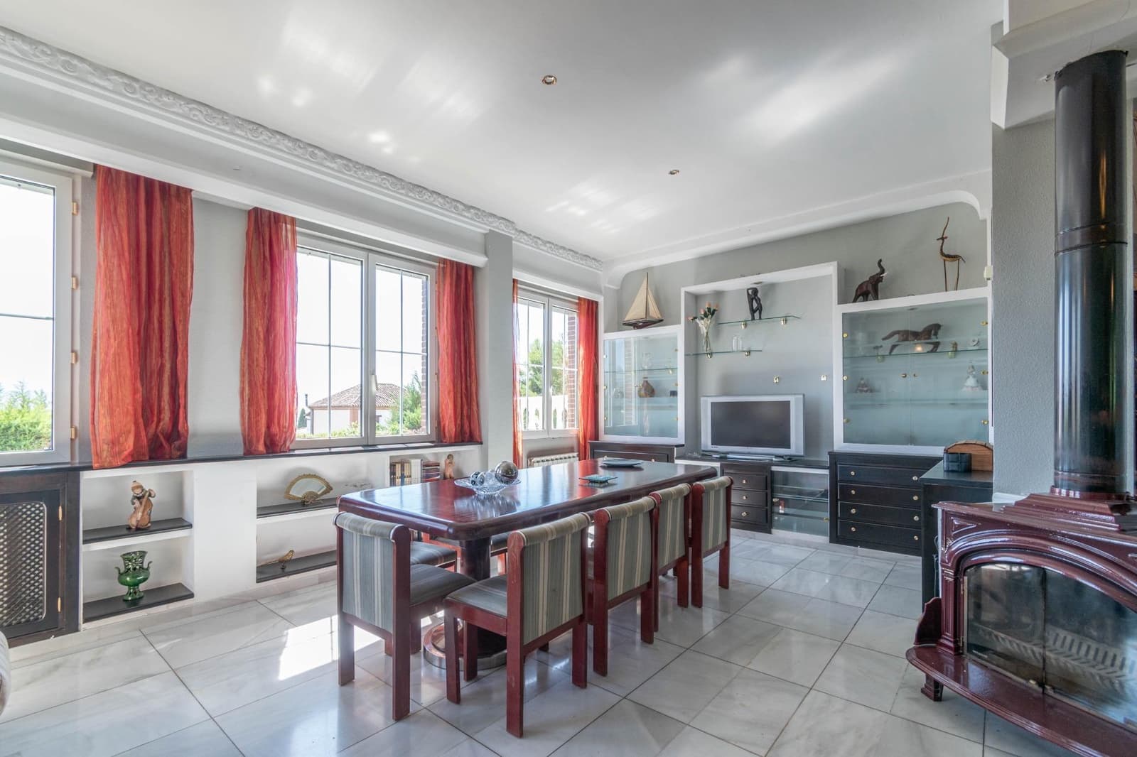 6 soveværelse Villa til salg i Albolote med swimmingpool garage - € 495.000 (Ref: 9240363)