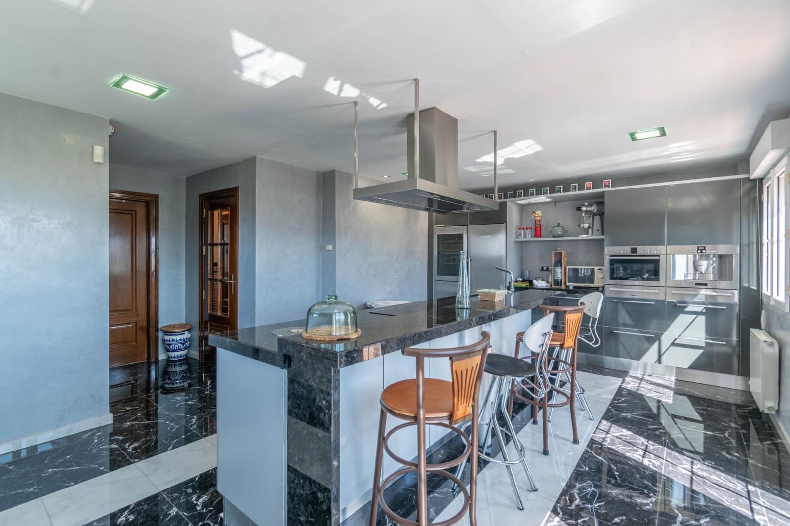 6 soveværelse Villa til salg i Albolote med swimmingpool garage - € 495.000 (Ref: 9240363)