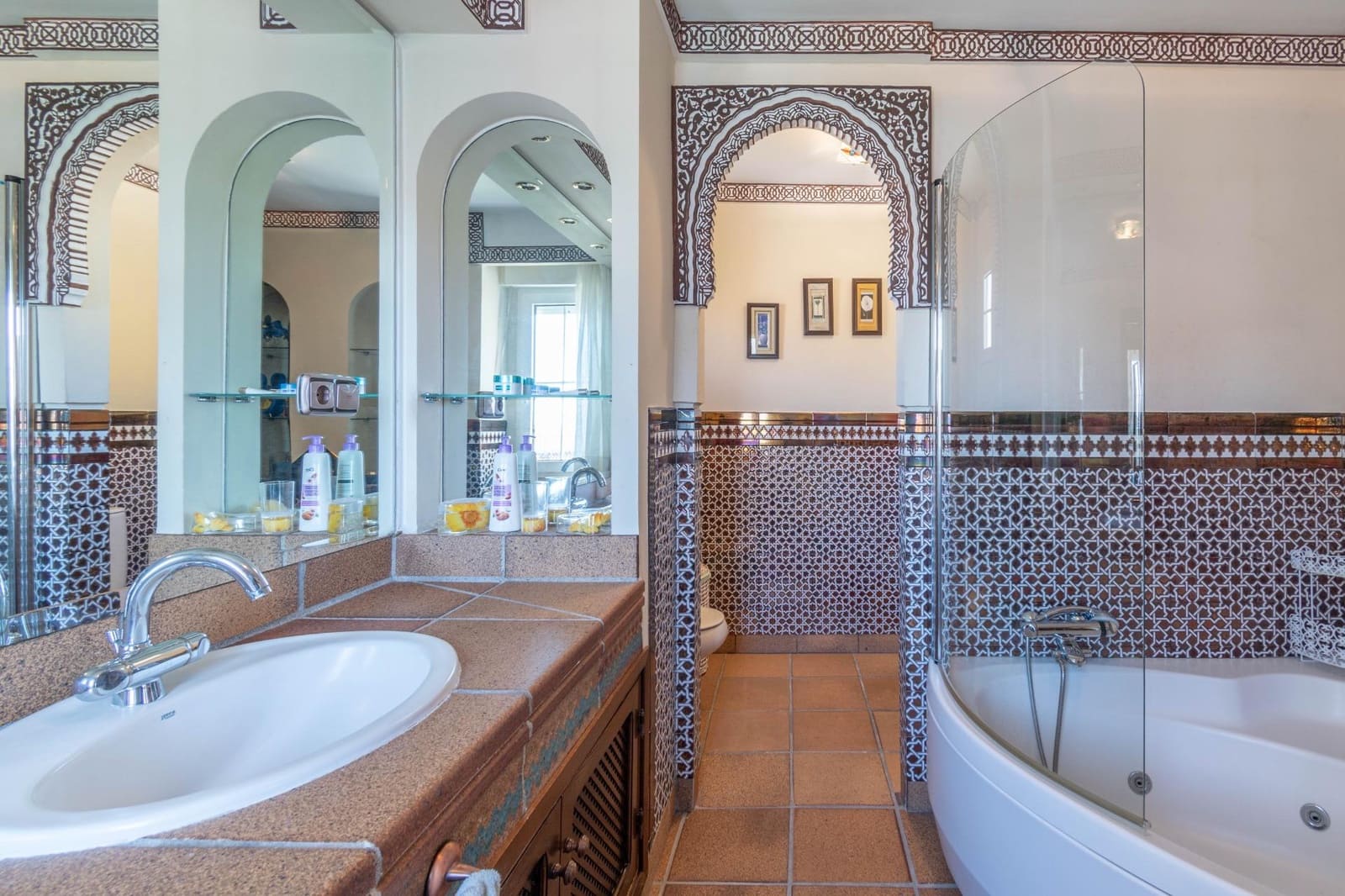 6 soveværelse Villa til salg i Albolote med swimmingpool garage - € 495.000 (Ref: 9240363)