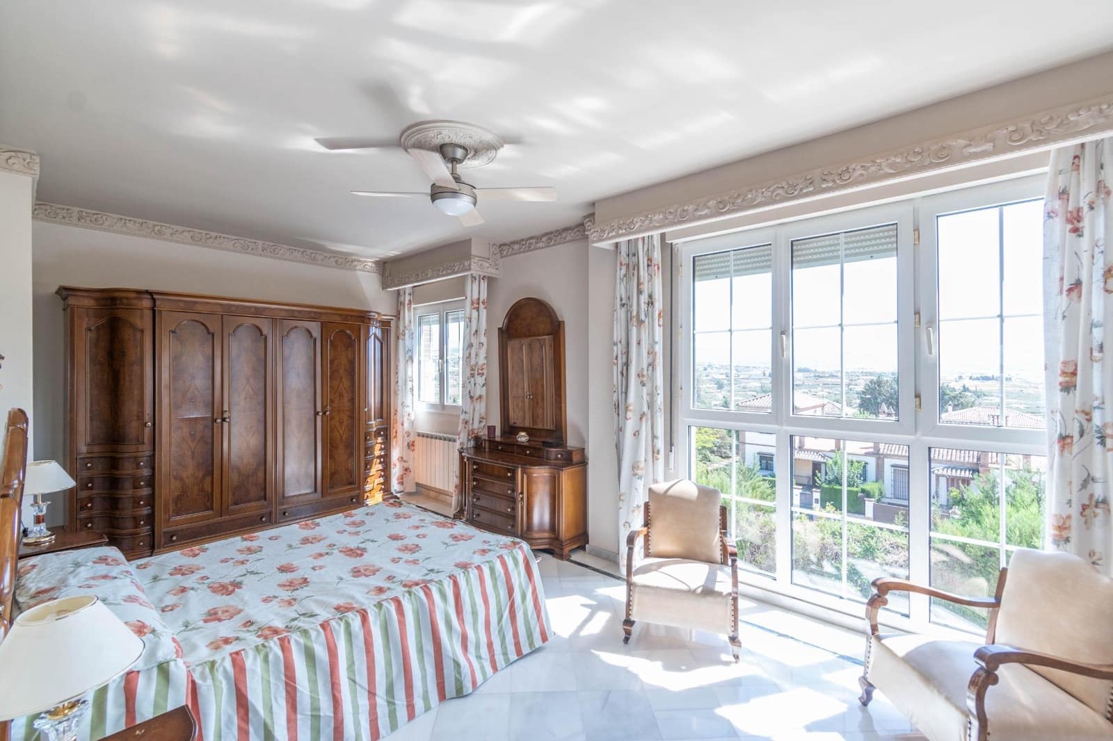 6 soveværelse Villa til salg i Albolote med swimmingpool garage - € 495.000 (Ref: 9240363)