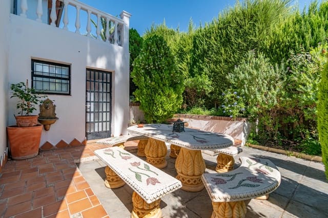 6 soveværelse Villa til salg i Albolote med swimmingpool garage - € 495.000 (Ref: 9240363)