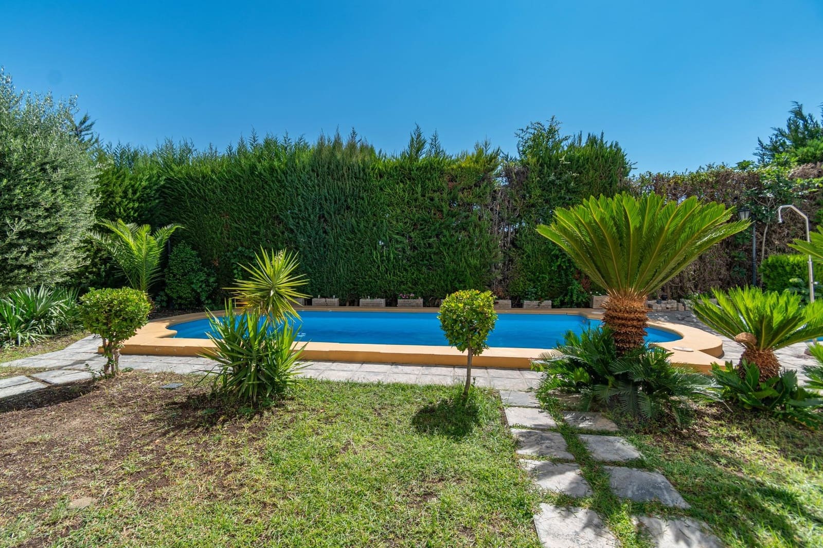 6 soveværelse Villa til salg i Albolote med swimmingpool garage - € 495.000 (Ref: 9240363)